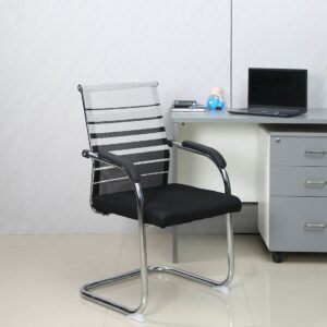Mesh office visitor chair with breathable backrest and cushioned seat for reception and waiting areas